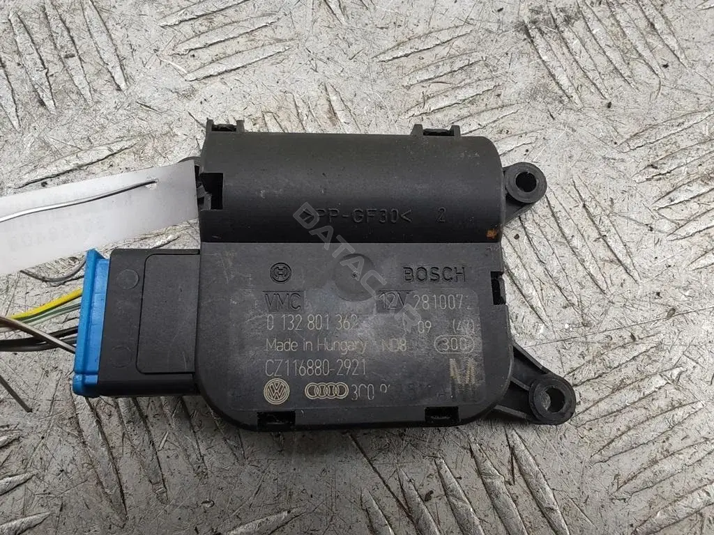 Мотор заслонки печки 3C0907511A