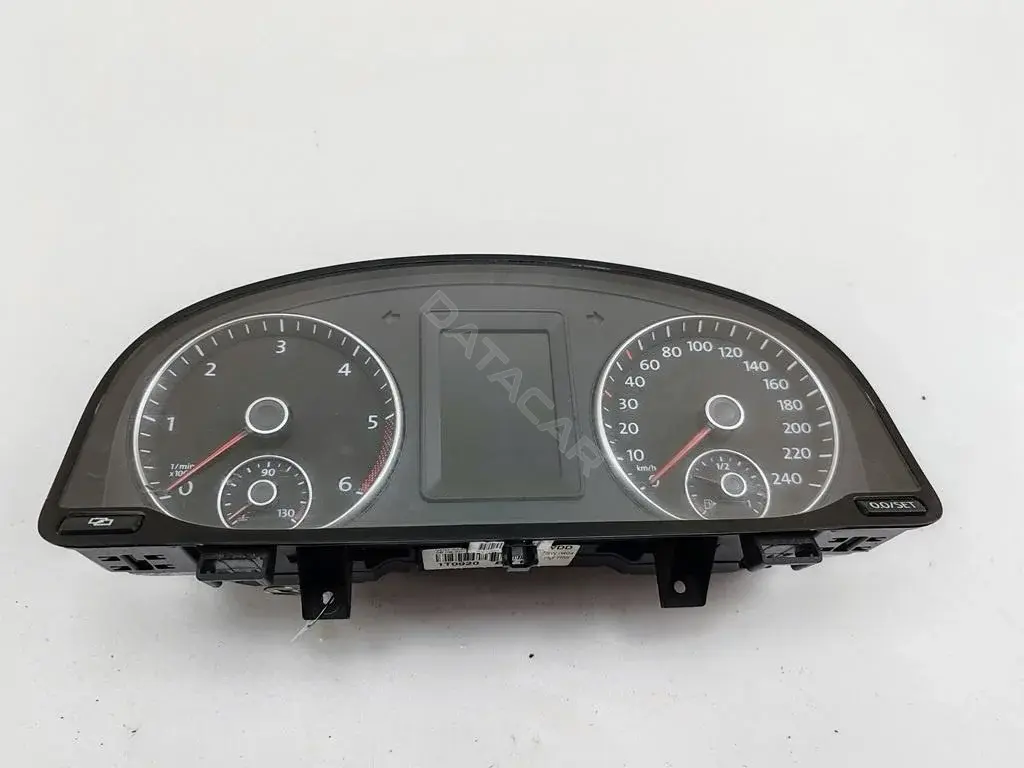 Панель приборов 1T0920871D