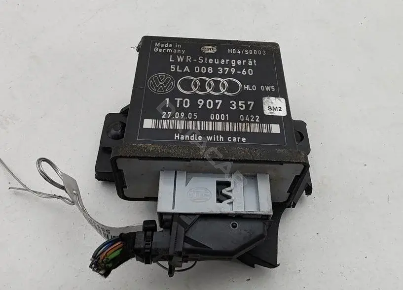 Датчик ускорения 1T0907357