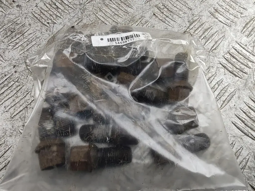 Болт колесный 54698777