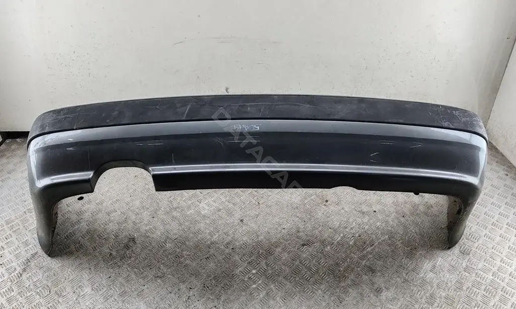 Задний бампер 8A0807363