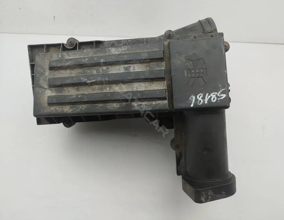 Корпус воздушного фильтра 3C0129607BA