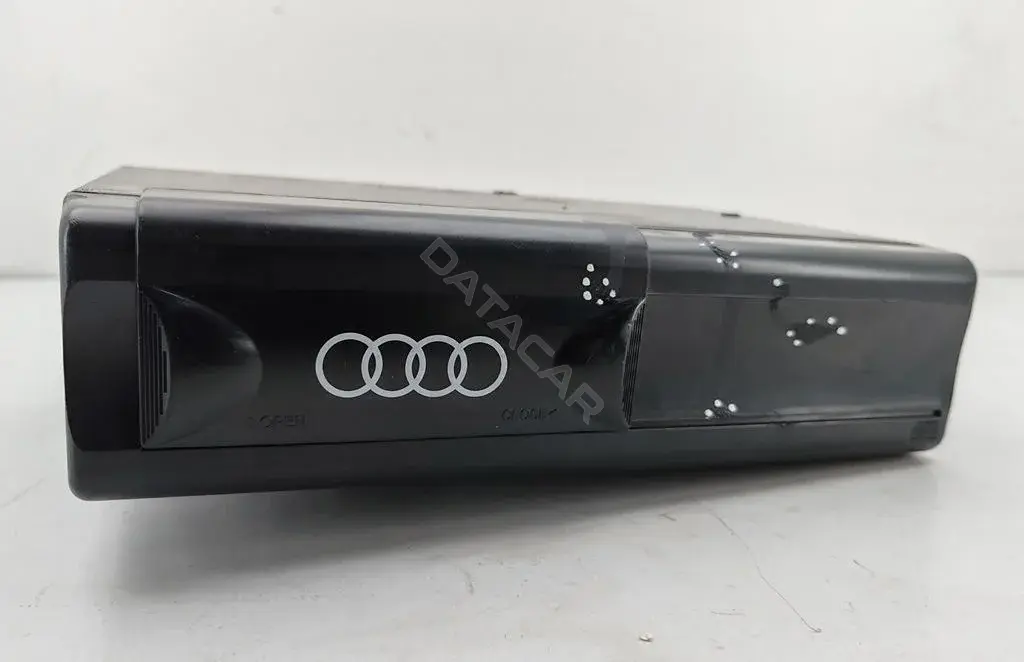 CD-чейнджер 8D9035111