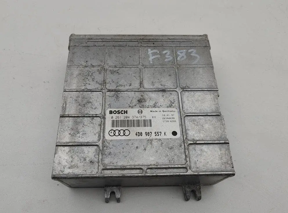 Блок управления двигателем 4D0907557K