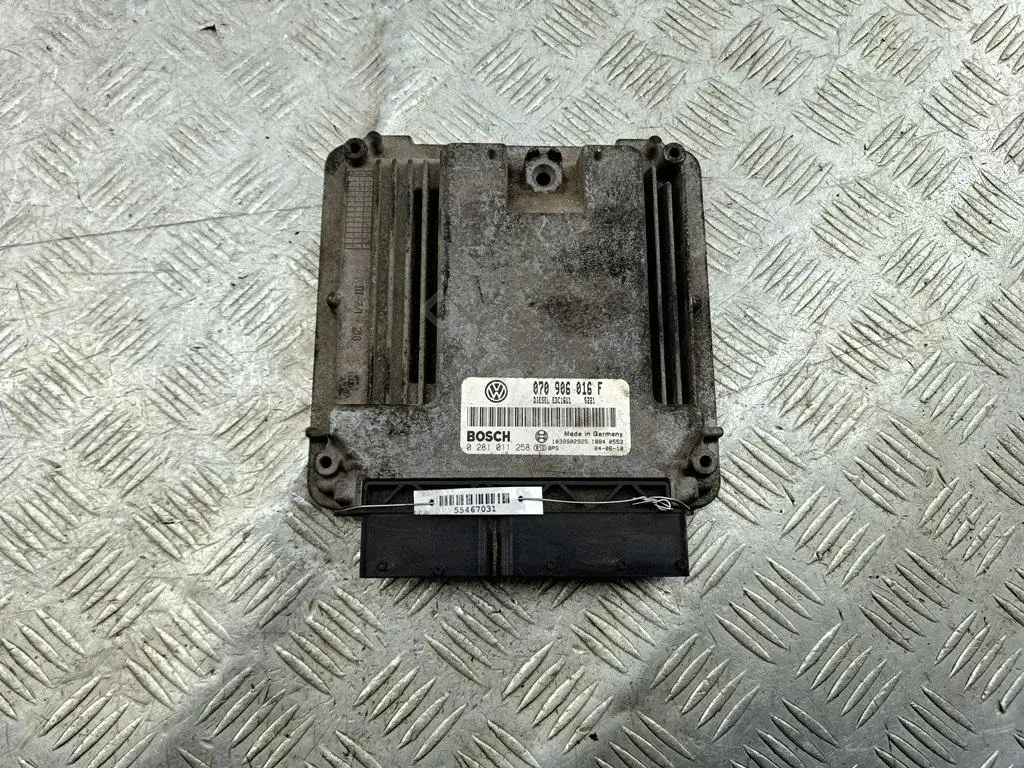 Блок управления двигателем 0281011258, 070906016F