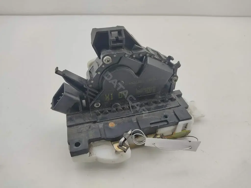 Замок двери 2S4AA21813FA