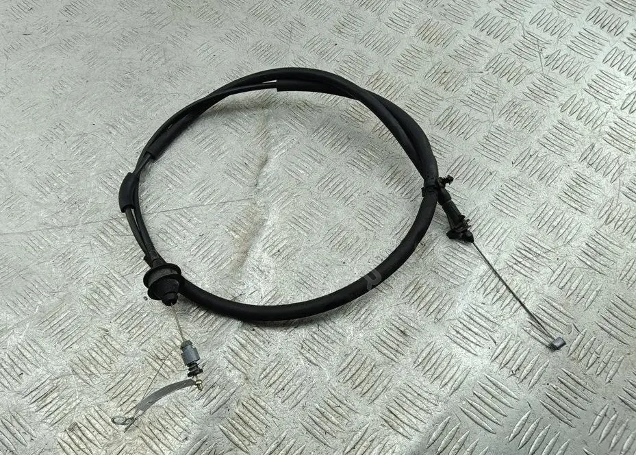 Трос газа 04891800AD