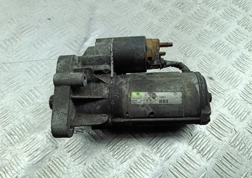 Стартер 8200237594