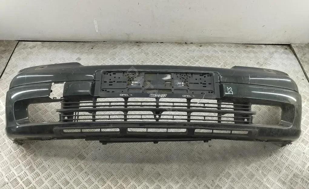 Передний бампер 90559473