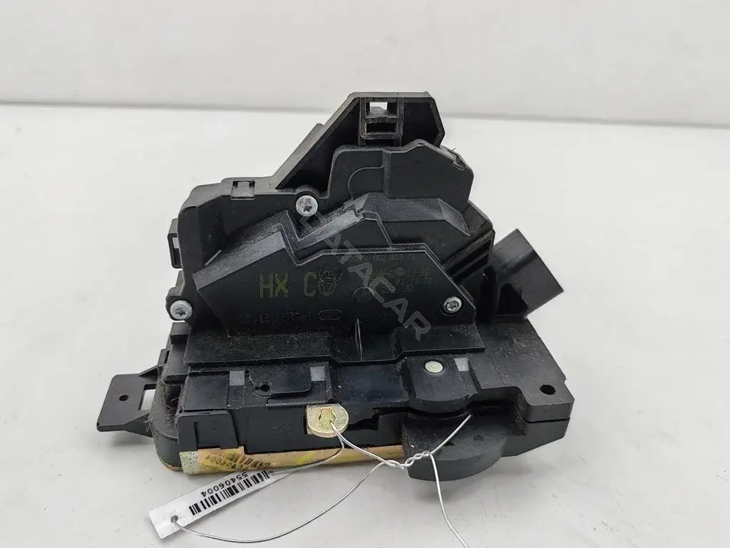 Замок двери 2S4AA2S412BB