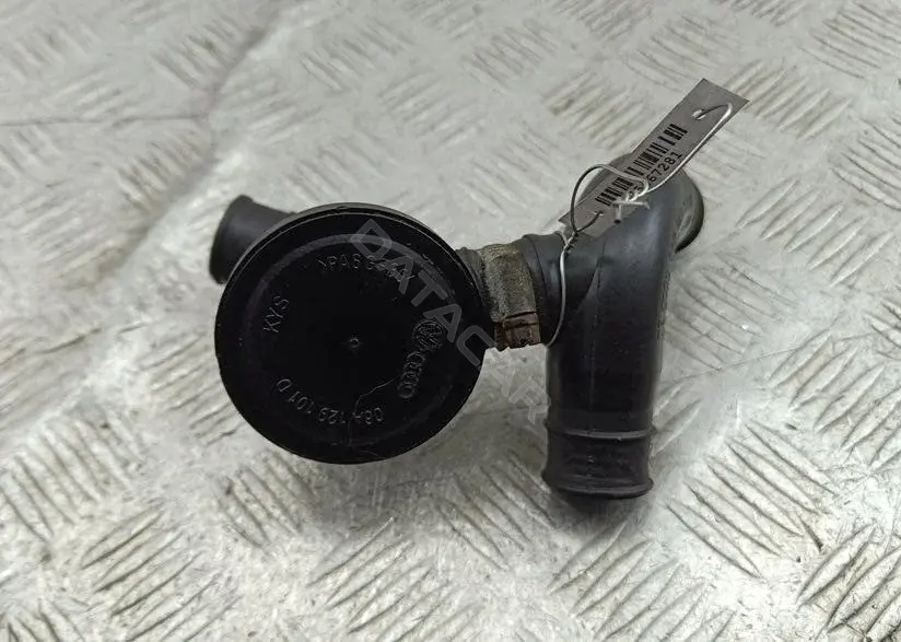 Клапан картерных газов 06A129101D, 06B103221G, 06B103221H