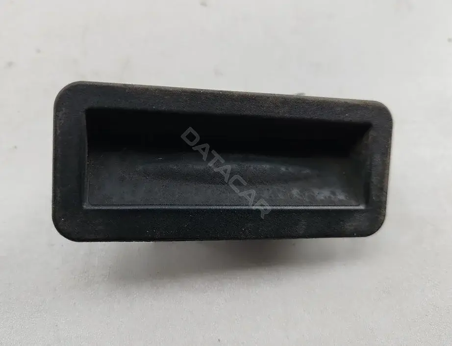 Кнопка крышки багажника 6M5119B514AC