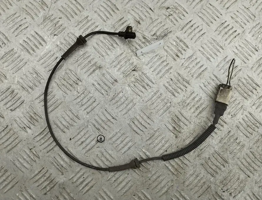 Датчик АБС 2T142B372BE