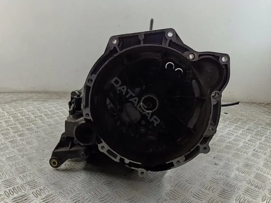 Механическая коробка передач (МКПП) XS4R7002FB