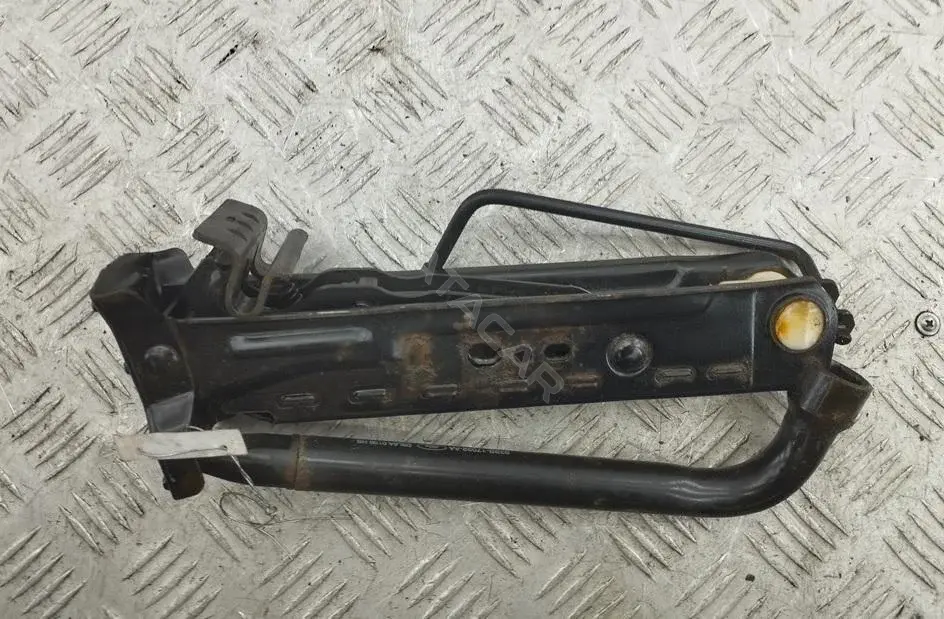 Домкраты XU5A17080AA