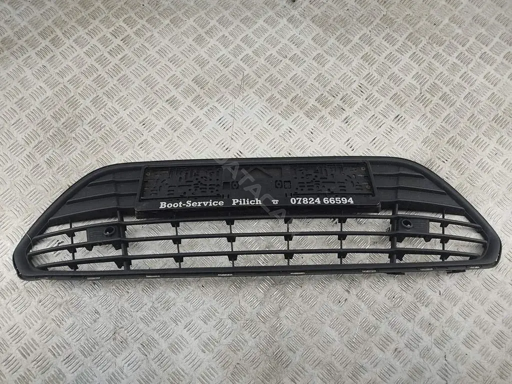 Решетка бампера / заглушка BS7117B968A