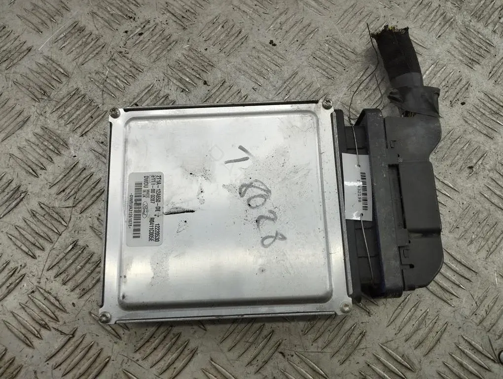 Блок управления двигателем 2T1A12A650DE