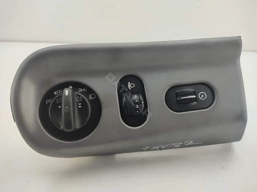 Переключатель подрулевой 96BB13K196CC