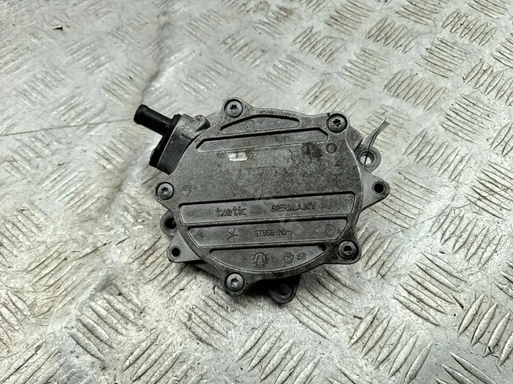 Вакуумный насос 7635656