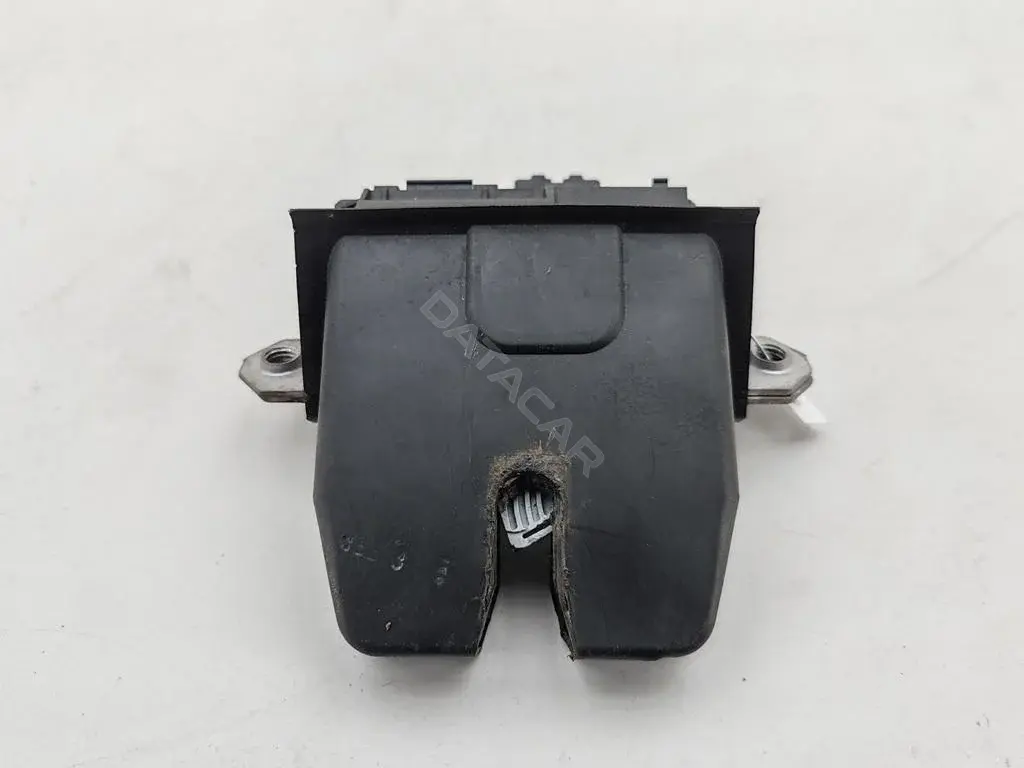 Замок крышки багажника 8M51R442A66EA