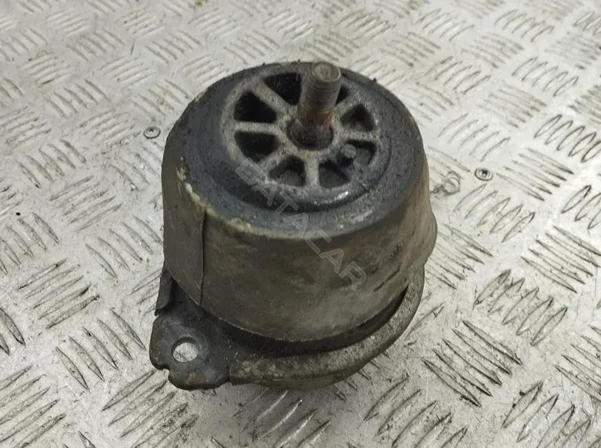 Подушка двигателя (Опора) 7L6199131C