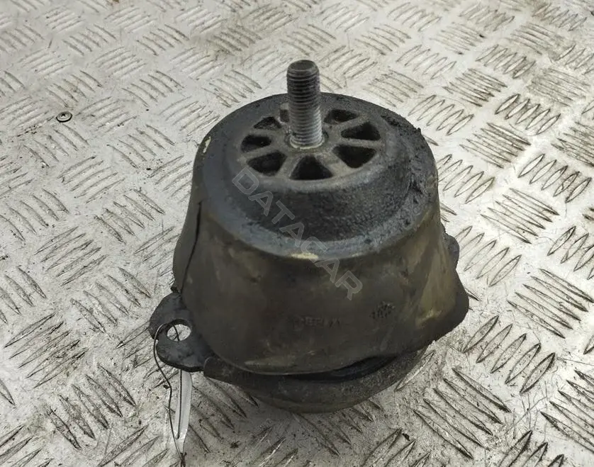 Подушка двигателя (Опора) 7L6199131C