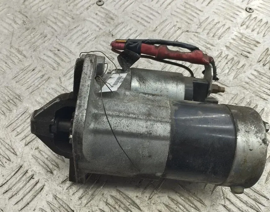 Стартер 8200584675