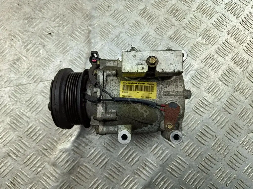 Компрессор кондиционера YS7H19D629BA