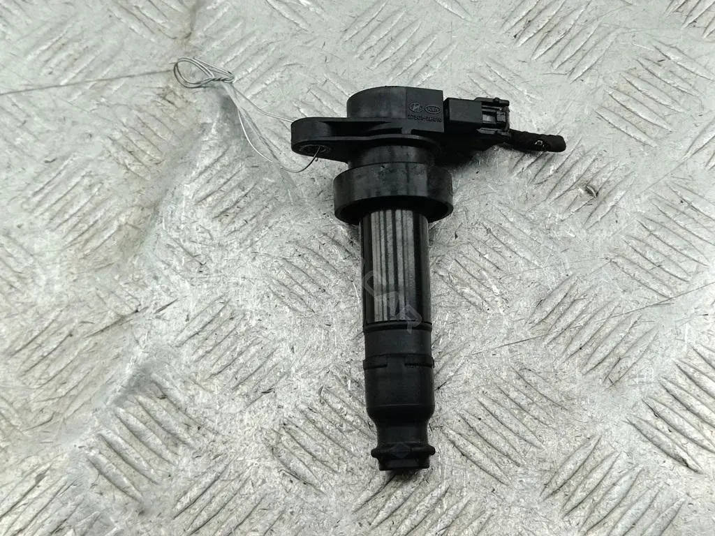 Катушка зажигания 27301-2B010