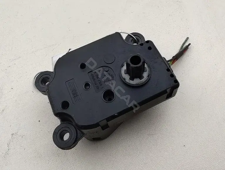 Мотор заслонки печки P2861001U