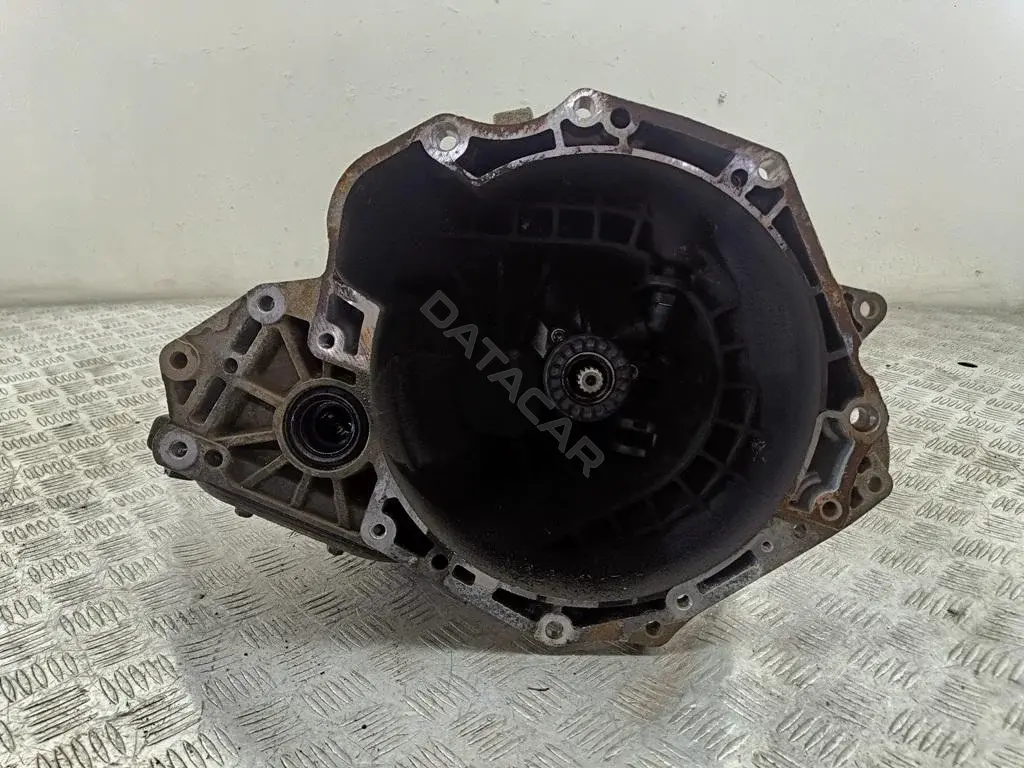 Механическая коробка передач (МКПП) F17W394