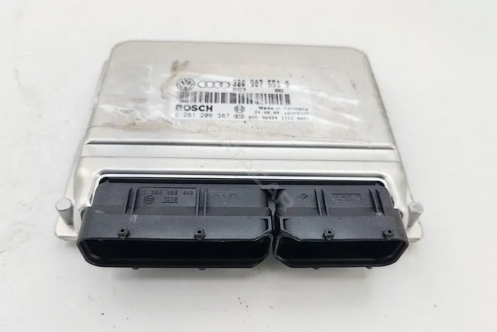 Блок управления двигателем 3B0907551Q