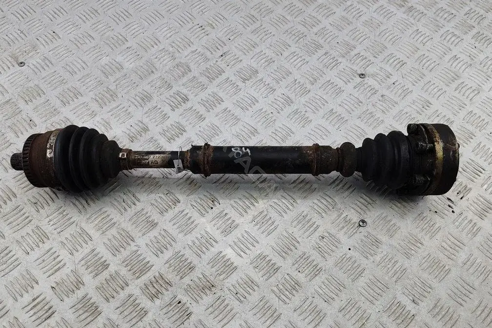Приводной вал / Полуось 6D0407272