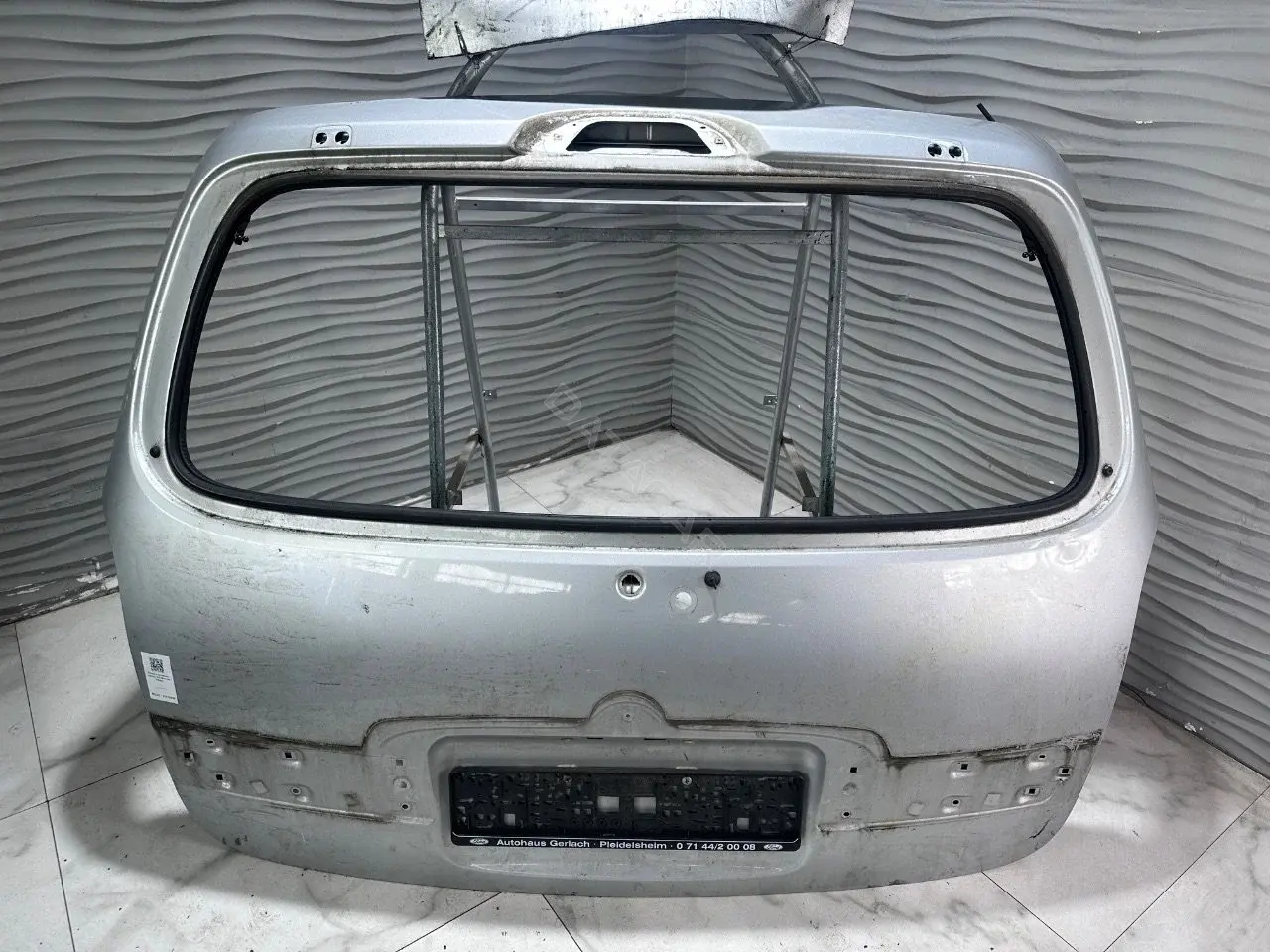 Крышка багажника 92470099