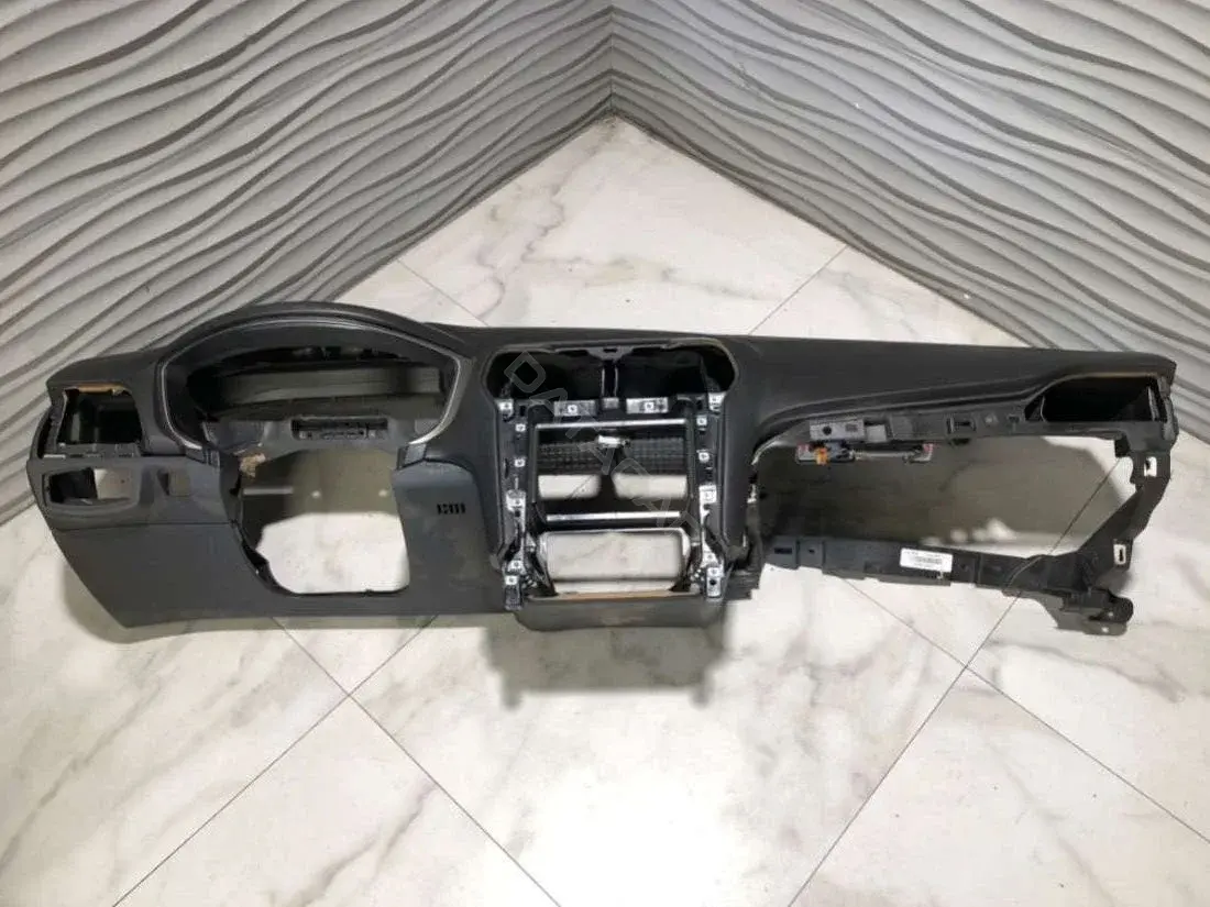 Панель передняя салона (торпедо) DS73-64044A74-AE, DS73-F04290-A10SM