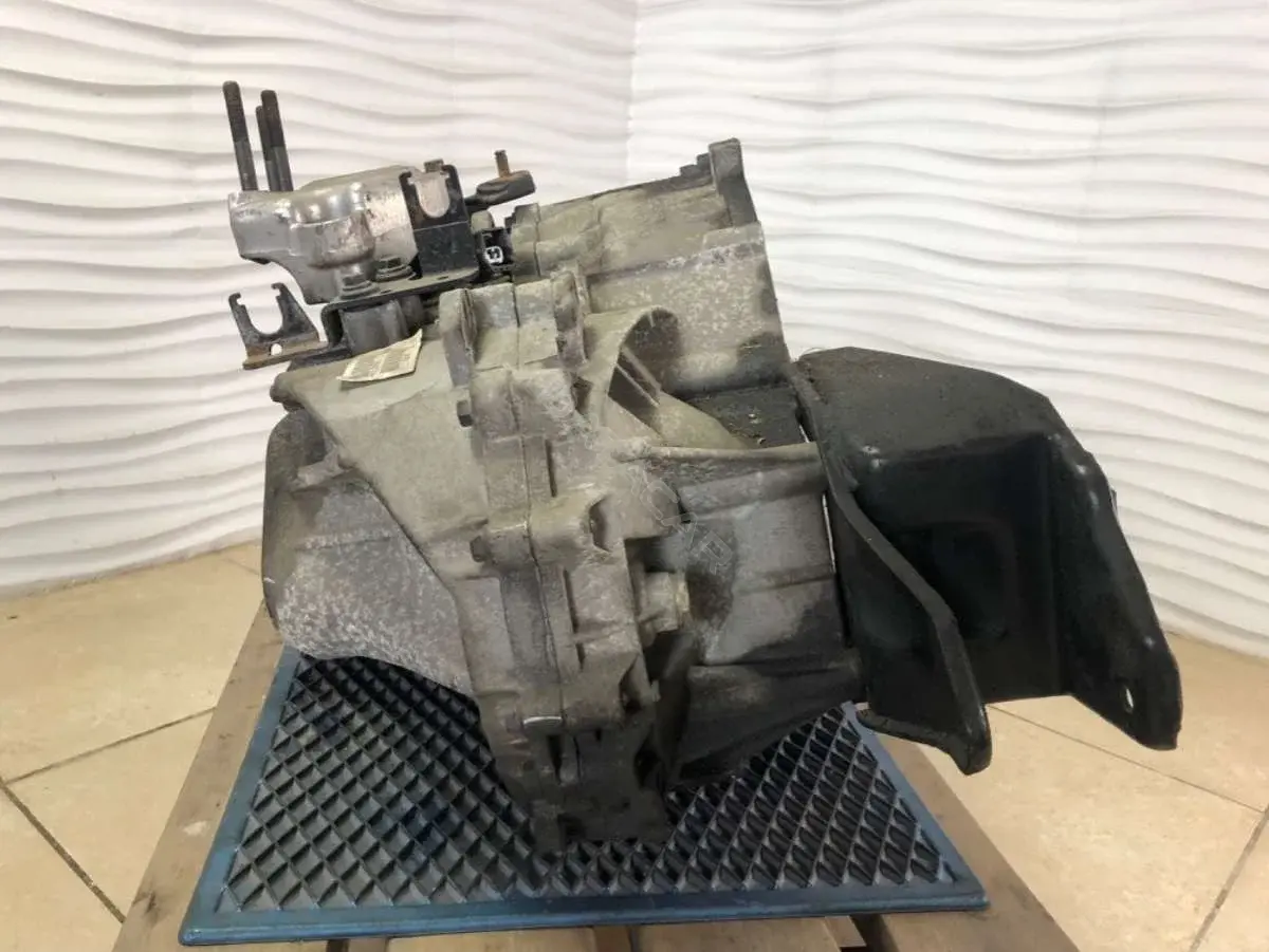 Механическая коробка передач (МКПП) AW50-42, M56HB, P613582