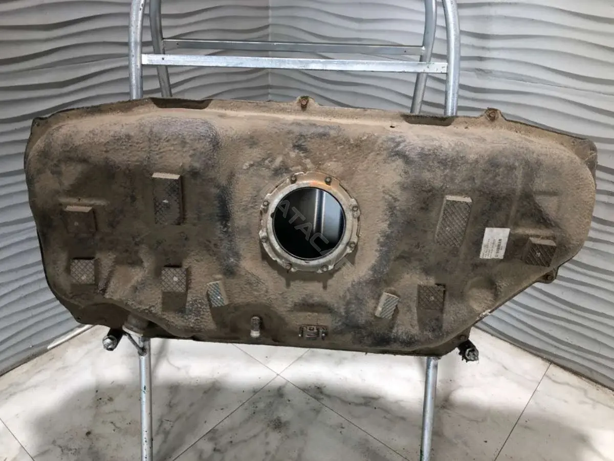 Топливный бак B42