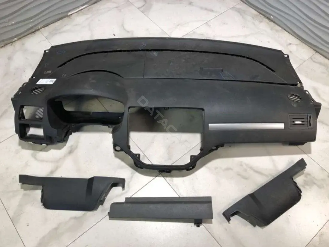 Панель передняя салона (торпедо) 3M51-R042B84-AD, 3M5X-R04305-AG