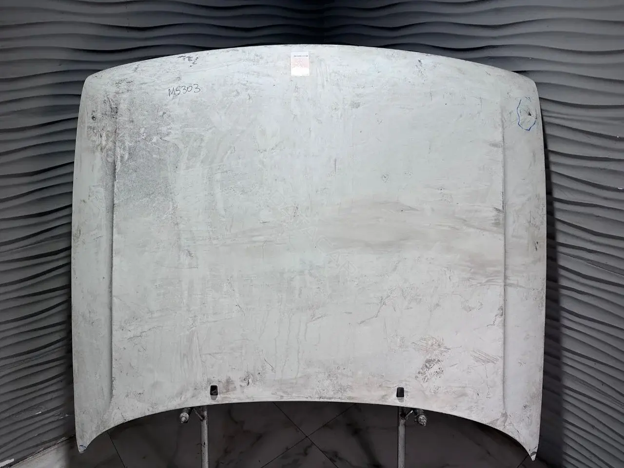 Капот 893823029A