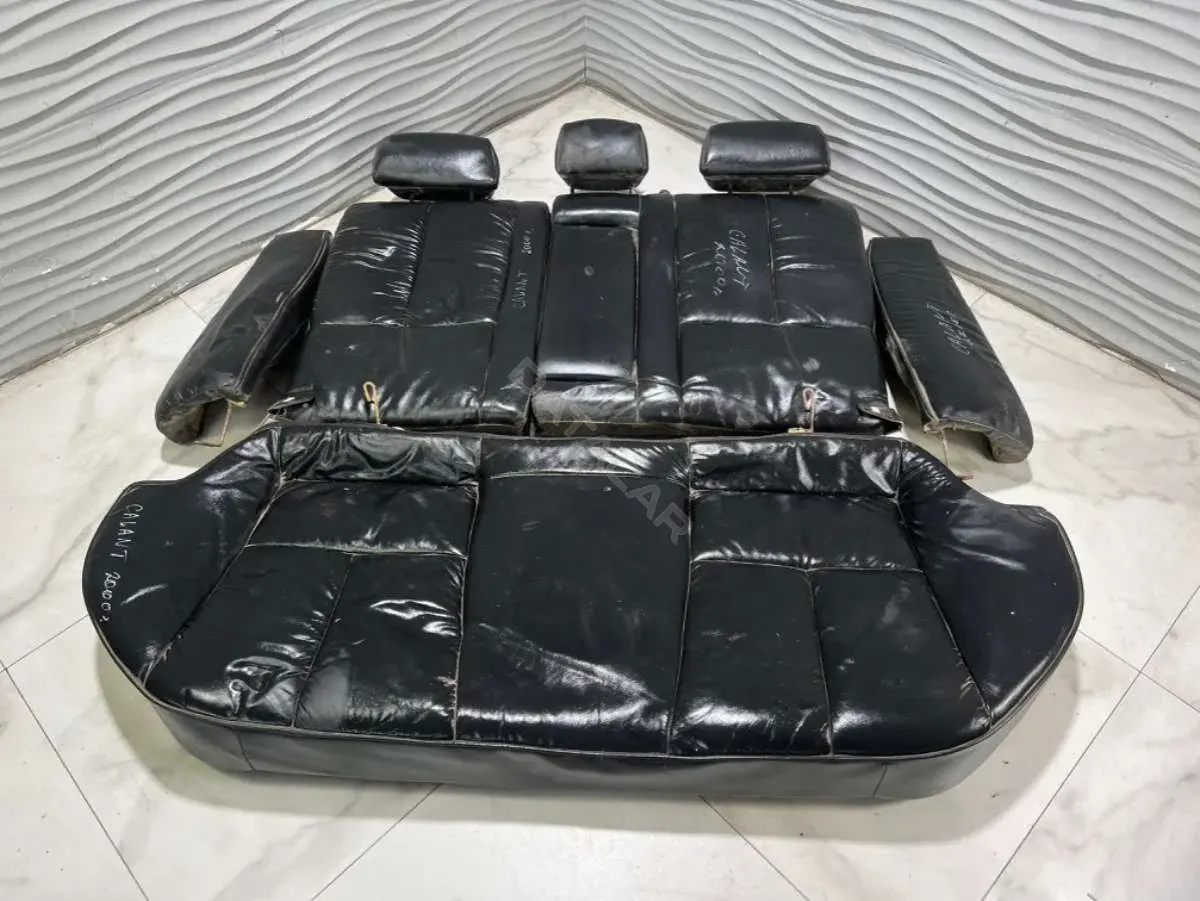 Сиденье 37734928