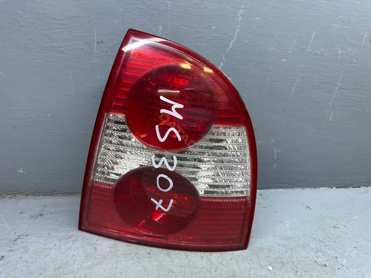 Задние фонари 3B5945096AE