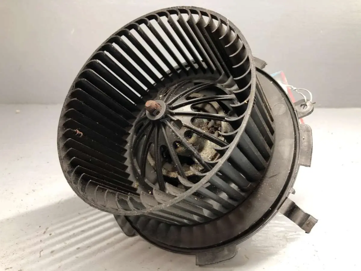 Моторчик печки 90568692, D8087, D9376HP7DP