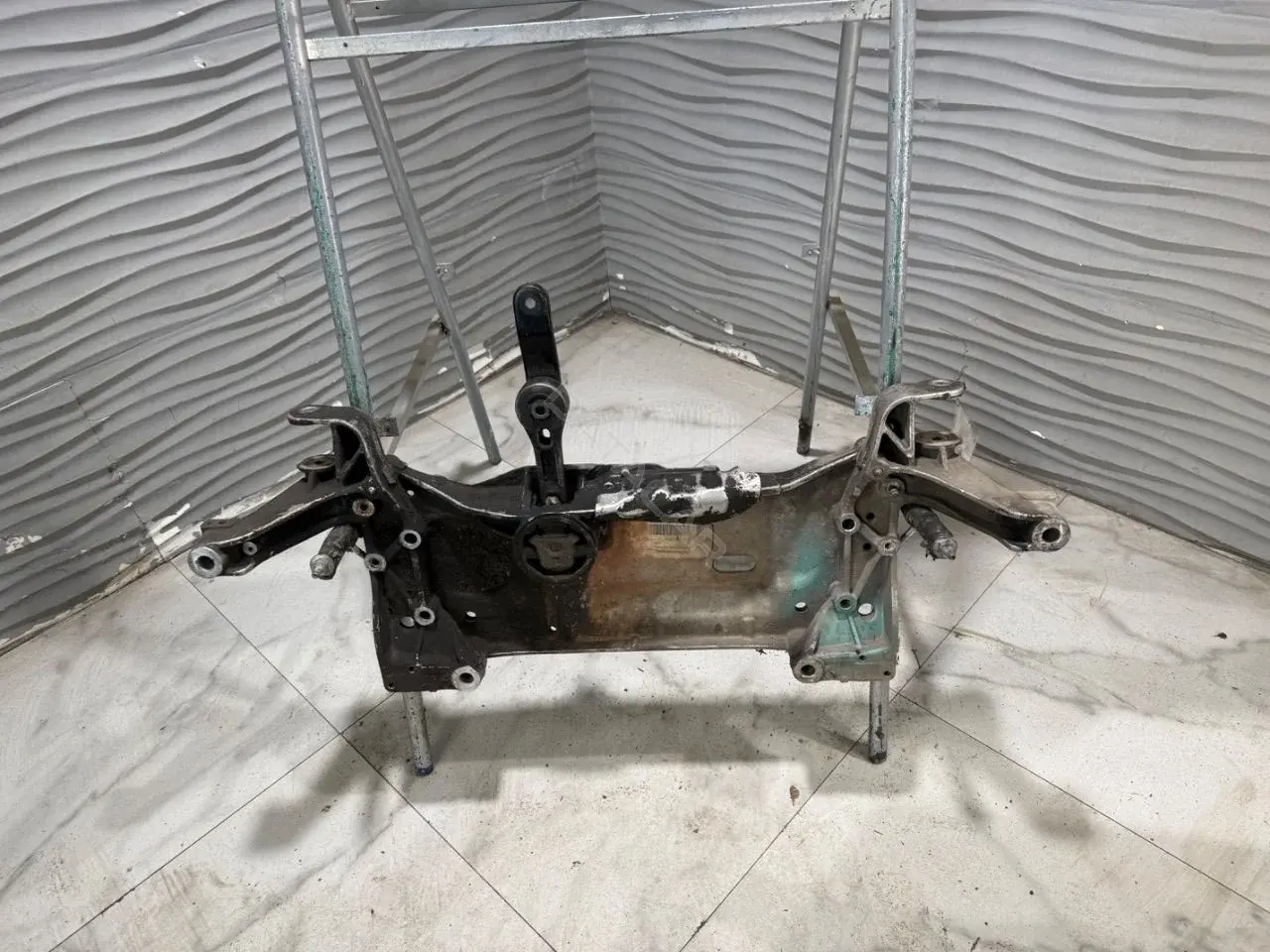 Подрамник 1K0199295F, 1K0199296F, 1K0199369G