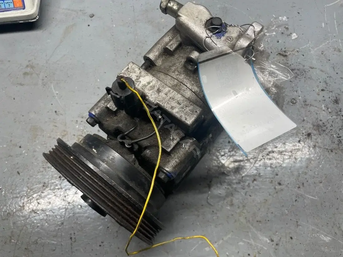 Компрессор кондиционера F500, R134, UUPAA15