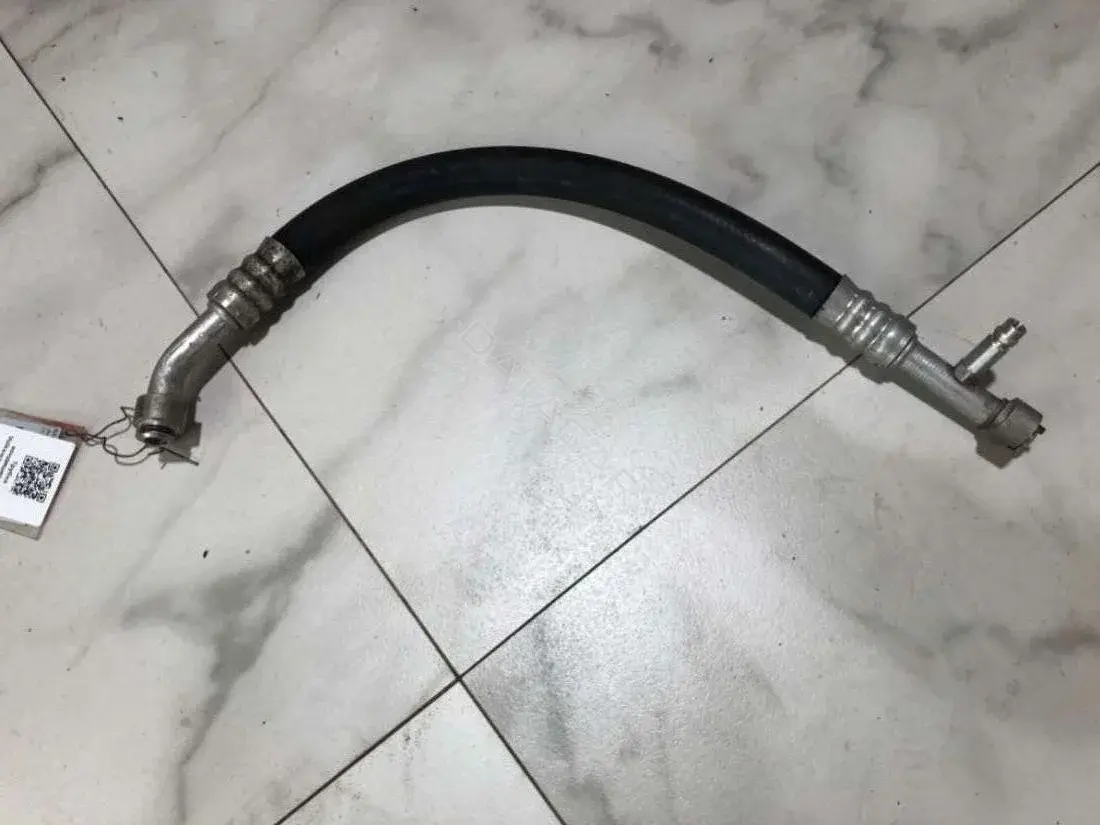 Трубка кондиционера 1C0820744