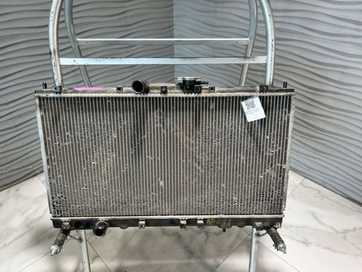 Радиатор охлаждения DENSO, MR281661