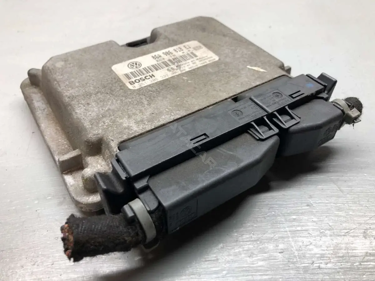 Блок управления двигателем 0261206327, 06A906018EJ, BOSCH