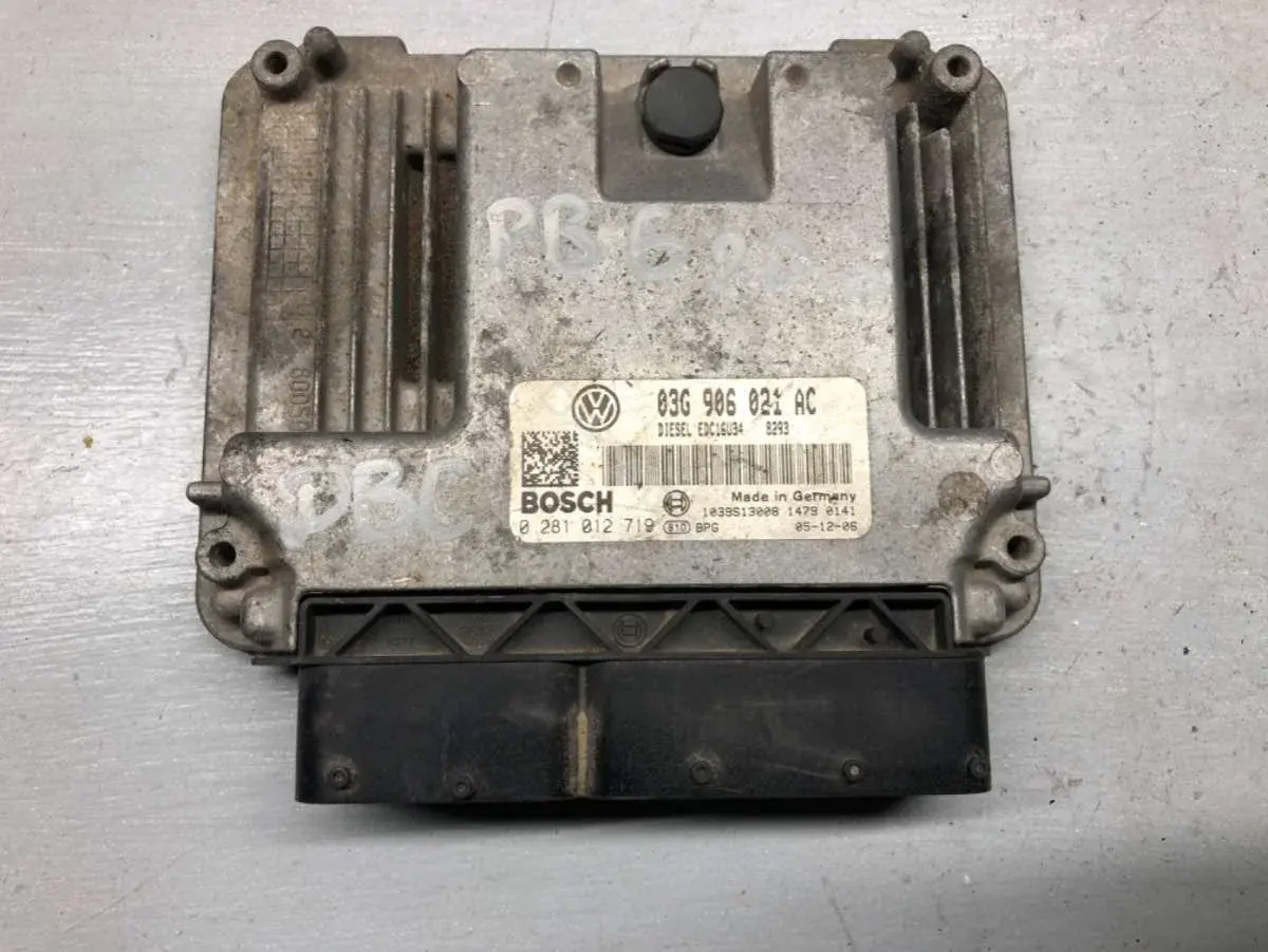 Блок управления двигателем 0281012719, 03G906021AC, BOSCH