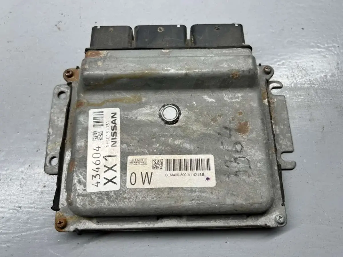Блок управления двигателем 4X18B, BEM400-300A1, NEC013-031