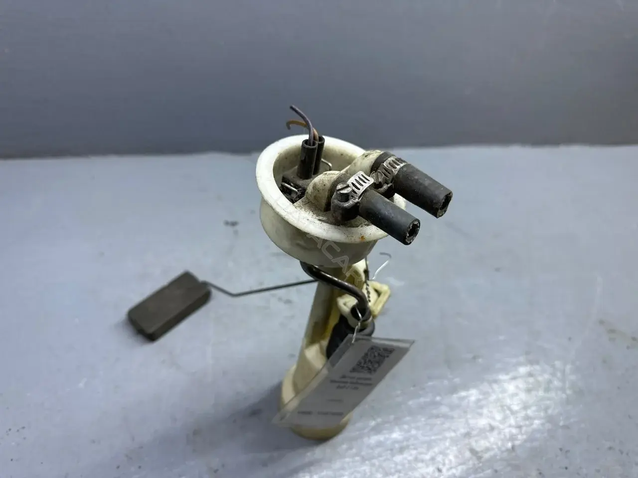 Датчик уровня топлива 191919051D, 8243133